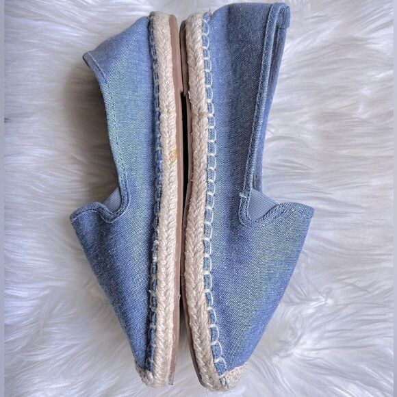 Old Navy chambray espadrilles slip on - Picture 2 of 5